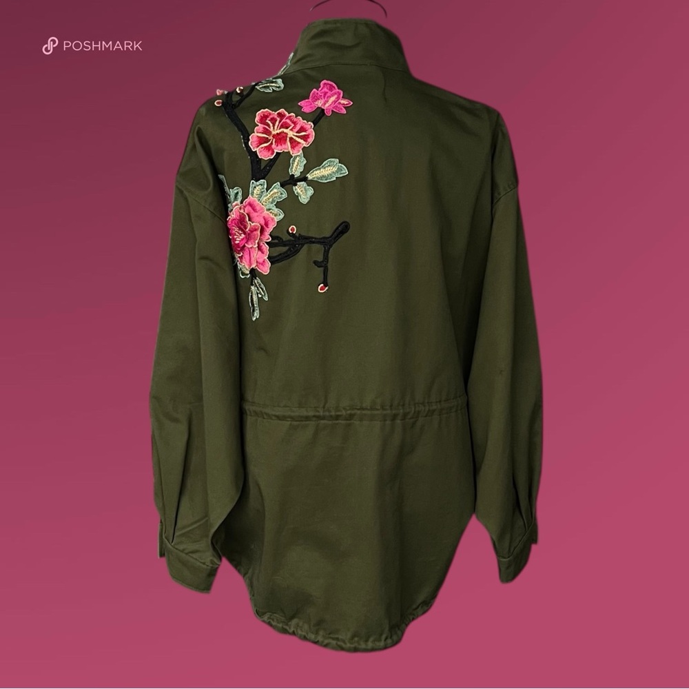 💖 Zara Woman Embroidered Utility Jacket 💖 - Picture 2 of 2